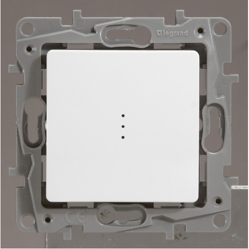 ETIKA Механизм выключателя 1 кл с подсветкой белый legrand 672203