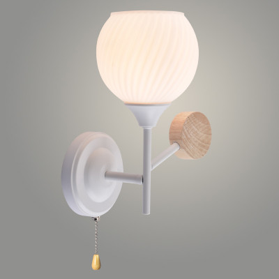 Бра XA1580/1W WH+WOOD белый/дерево 1х60W E27 h280, HN23